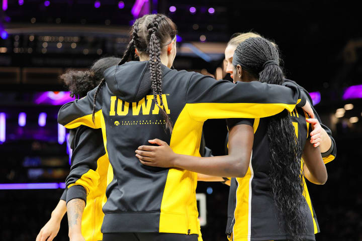 Unmetered UConn vs Iowa - Women's Championship Classic - 12.20.25 Photography